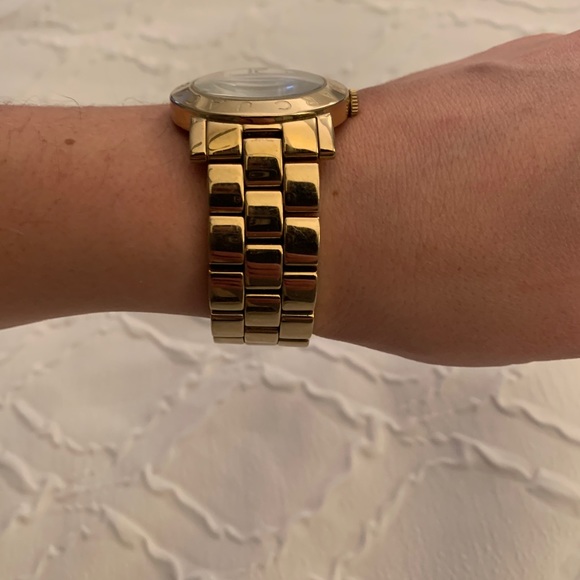 Marc Jacob’s Watch - Picture 4 of 5